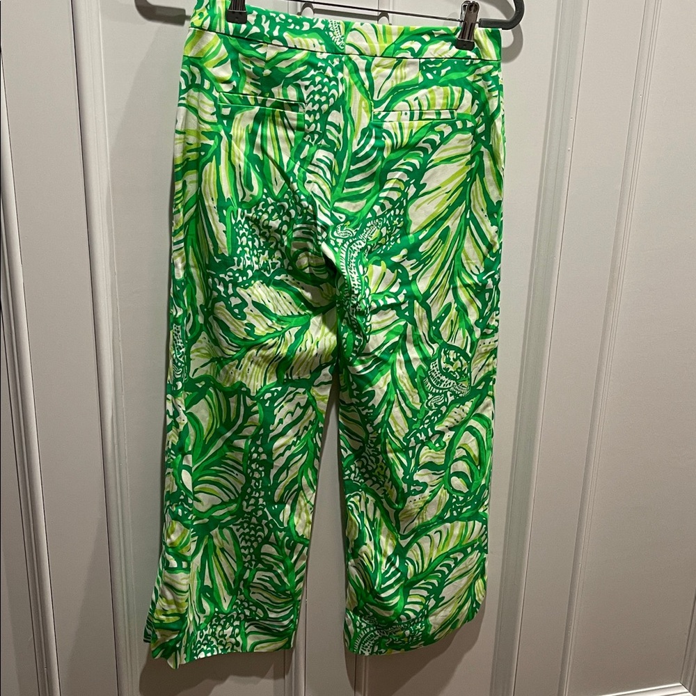 Lilly Pulitzer Lela Crop Vibrant Green Leaf Print Pants in Toucan Green NWT - Picture 6 of 7